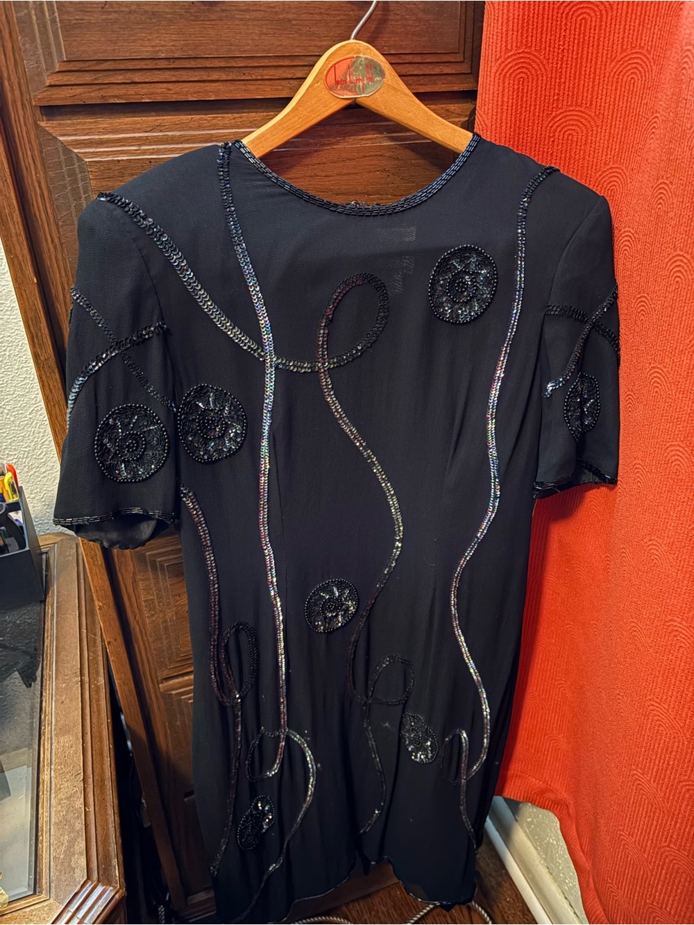 Leslie Fay 1980s Black Embellished Short-Sleeve Dress - Classic Evening Style